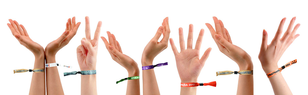 BRACCIALETTI TESSUTO PERSONALIZZATI